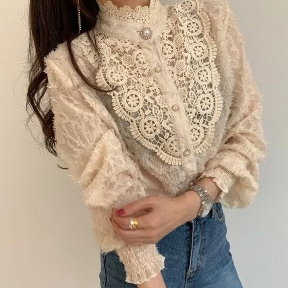 Lace Blouse Button Up Collar Floral Puff Sleeve White Fashion cream - Picture 2 of 9